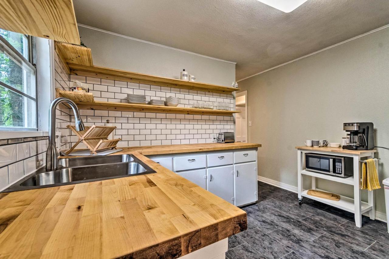 Centrally Located Hot Springs Home With Deck! Exterior foto