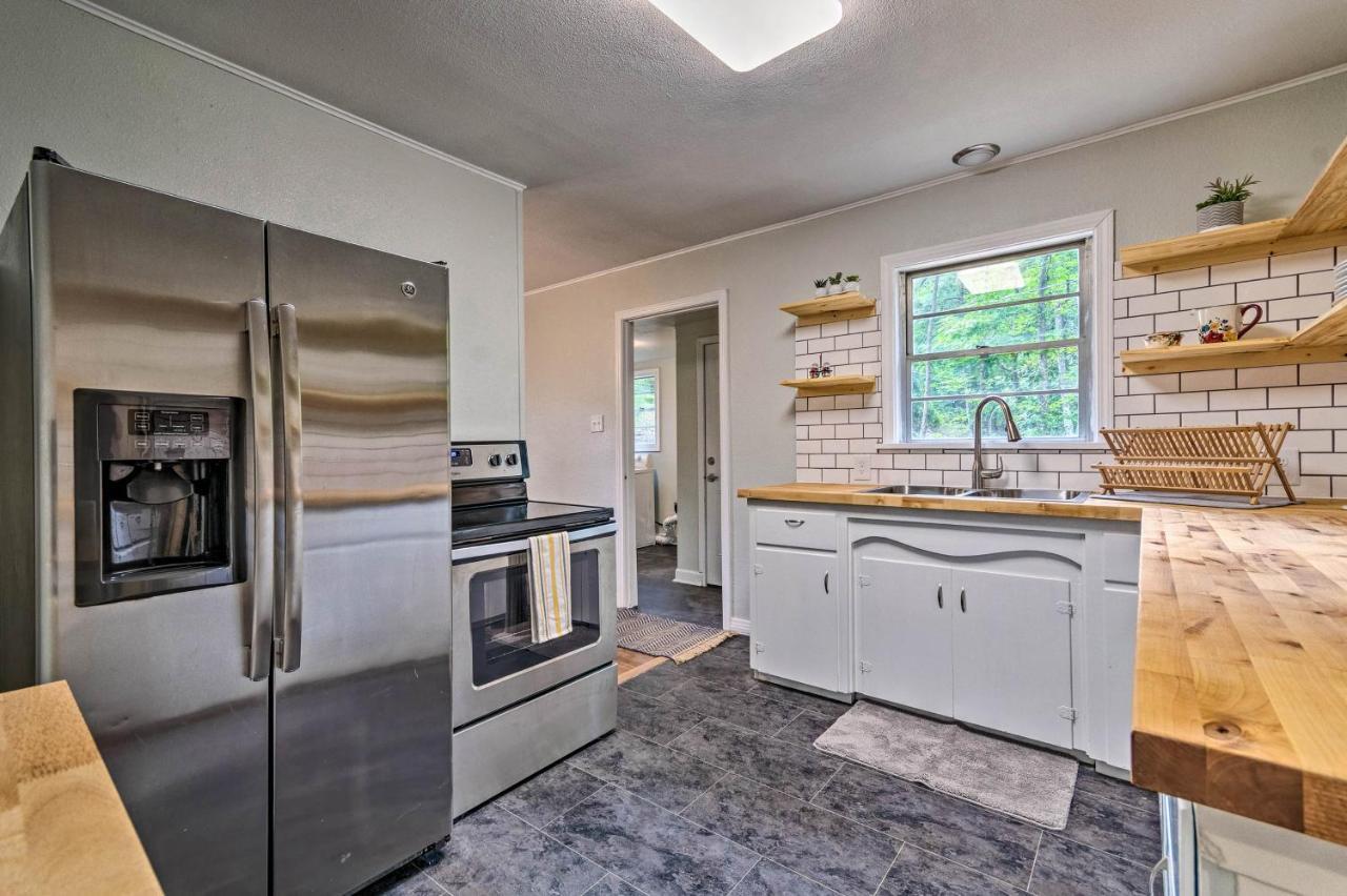 Centrally Located Hot Springs Home With Deck! Exterior foto